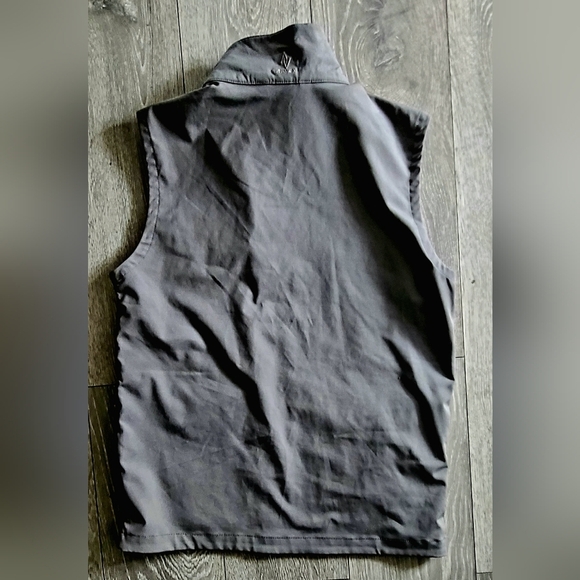 Eddie Bauer Travex Vest - Picture 2 of 5